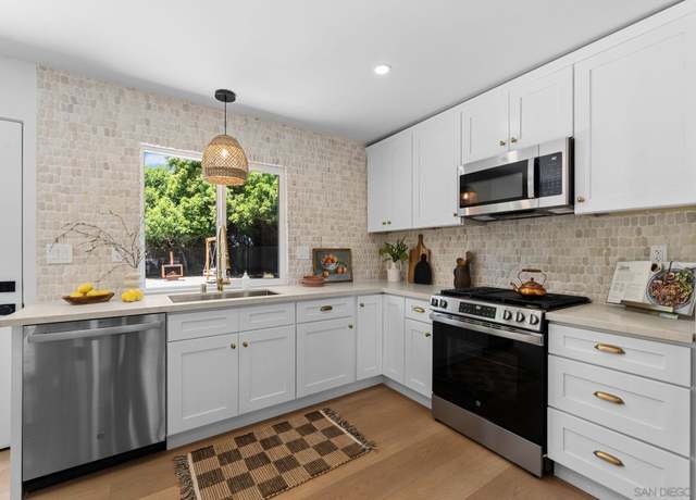 Property at 1832 California St, Oceanside, CA 92054, 3 beds, 2 baths