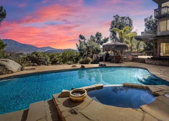 Property at 1574 Shadow Knolls Dr, El Cajon, CA 92020, 5 beds, 3.5 baths