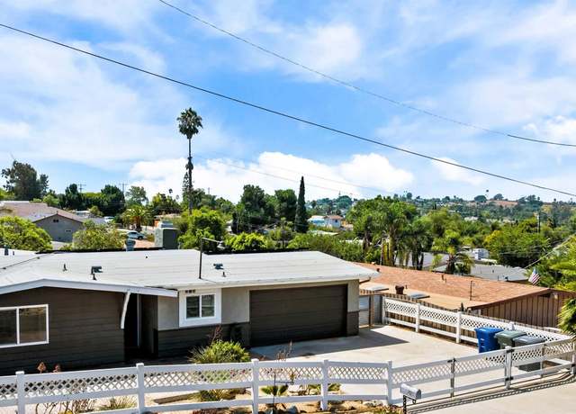 Property at 421 Hillcrest Ln, Fallbrook, CA 92028, 3 beds, 2 baths