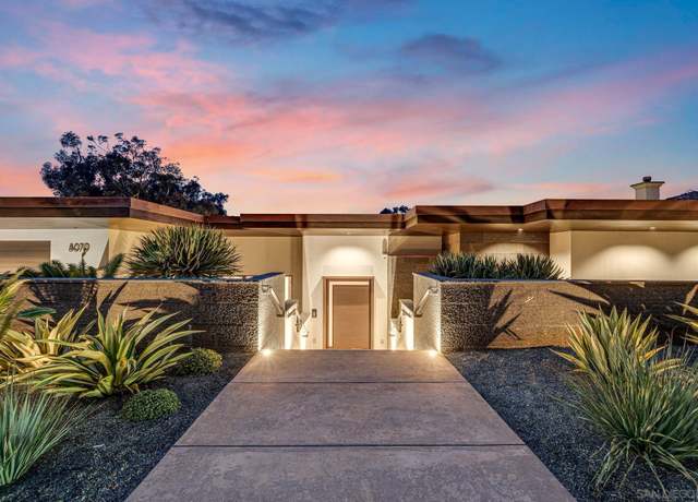 Property at 8070 La Jolla Scenic Dr N, La Jolla, CA 92037, 5 beds, 5 baths