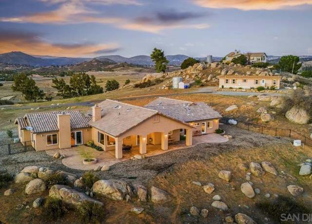 Property at 19577 Oak Mountain Rd, Ramona, CA 92065, 5 beds, 3.5 baths