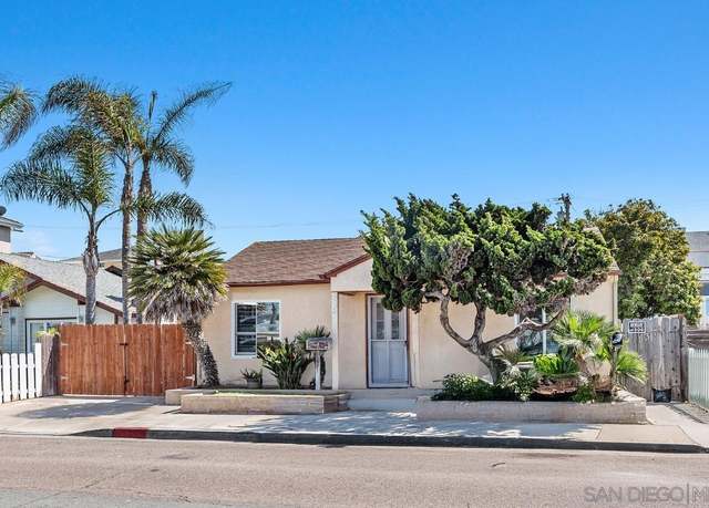 Property at 135-137 Elm Ave, Imperial Beach, CA 91932, 5 beds, 4 baths