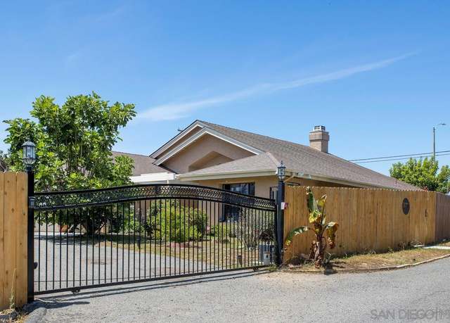 Property at 577 Grapevine Ct, Vista, CA 92083, 3 beds, 2 baths