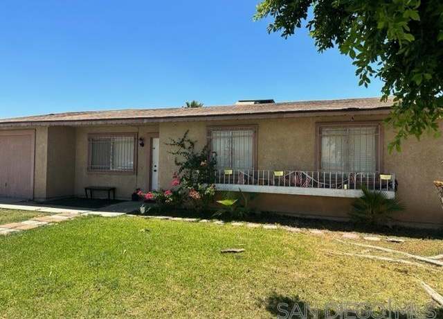 Property at 606 De las Flores, Calexico, CA 92231, 4 beds, 2 baths