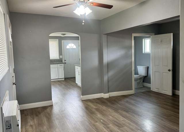 Property at 26364 San Jacinto St, Hemet, CA 92543, 5 beds, 4 baths