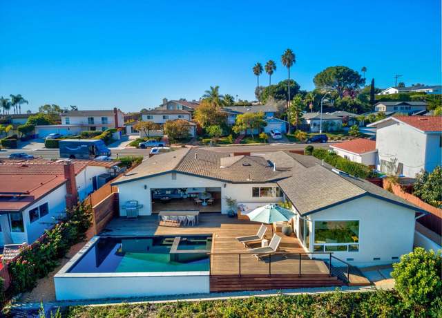 Property at 5745 Soledad Mountain Rd, La Jolla, CA 92037, 4 beds, 2.5 baths