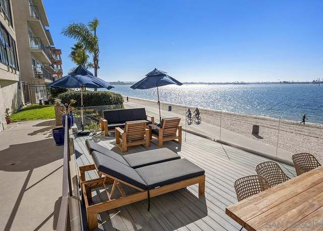 Property at 3828 Riviera Dr Unit 2B, San Diego, CA 92109, 2 beds, 2 baths