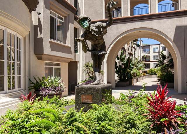 Property at 9253 Regents Rd Unit A404, La Jolla, CA 92037, 2 beds, 2 baths