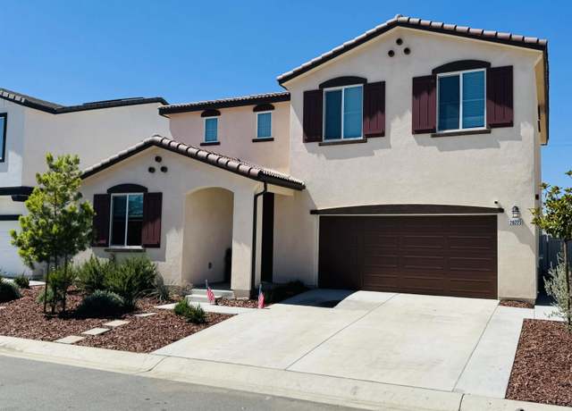 Property at 28223 Citrus Ct, Valley Center, CA 92082, 4 beds, 3 baths
