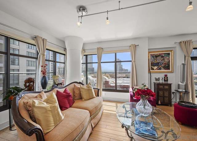 Property at 645 Front St #806, San Diego, CA 92101, 2 beds, 2.5 baths