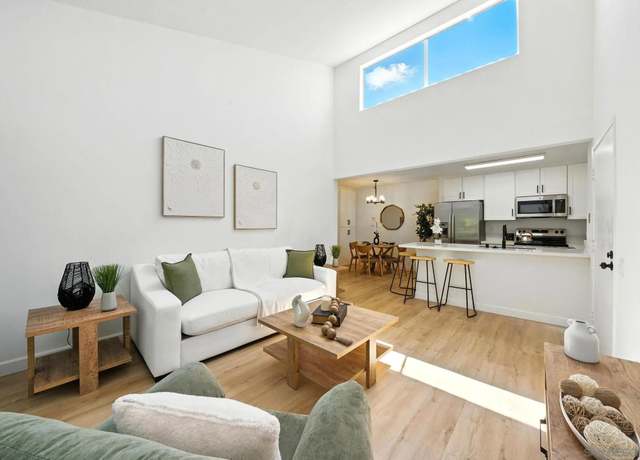Property at 3575 Ruffin Rd #204, San Diego, CA 92123, 2 beds, 1 bath