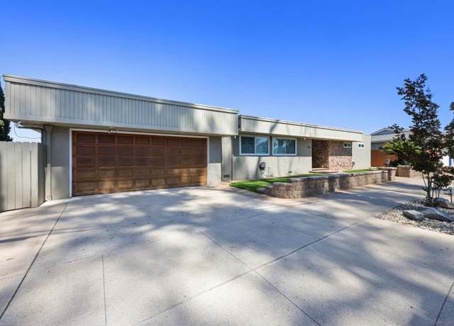 Property at 431 Murray Dr, El Cajon, CA 92020, 3 beds, 2.5 baths