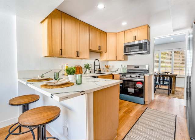 Property at 9931 Caminito Tomatillo, San Diego, CA 92131, 3 beds, 2.5 baths