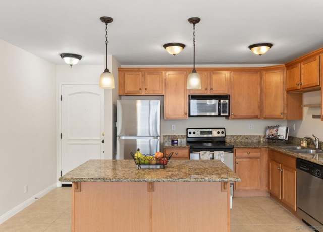 Property at 4501 Collwood Blvd #9, San Diego, CA 92115, 1 bed, 1 bath