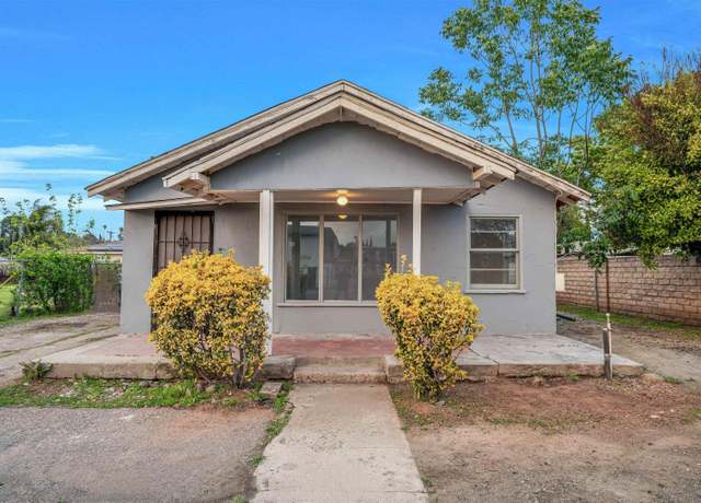 Property at 1104 S Escondido Blvd, Escondido, CA 92025, 3 beds, 2 baths