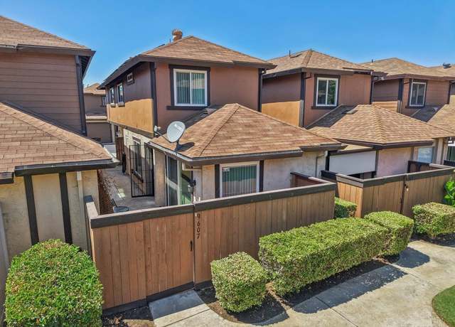 Property at 9607 Kumquat Dr, Lakeside, CA 92040, 3 beds, 2.5 baths