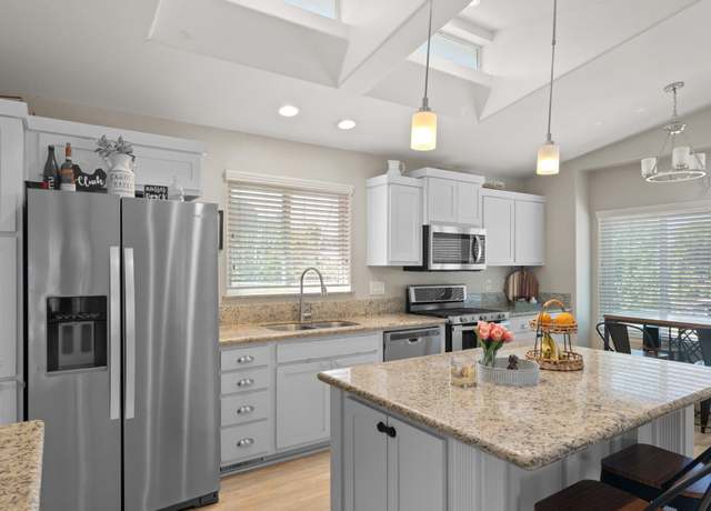 Property at 1140 Old Mountain View Rd, El Cajon, CA 92021, 3 beds, 2 baths