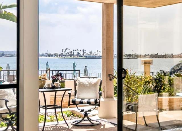 Property at 1145 Pacific Beach Dr #107, San Diego, CA 92109, 2 beds, 2.5 baths