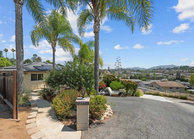 Property at 219 Lyon Cir, Vista, CA 92083, 3 beds, 2 baths