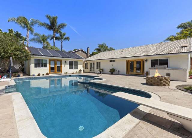 Property at 1510 Orangeview Dr Unit 1-2, Encinitas, CA 92024, 5 beds, 3 baths