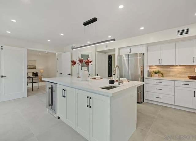 Property at 8206 Caminito Lacayo, La Jolla, CA 92037, 4 beds, 3.5 baths