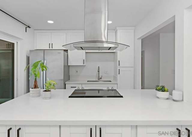Property at 3230 Ashford St Unit B, San Diego, CA 92111, 2 beds, 2 baths