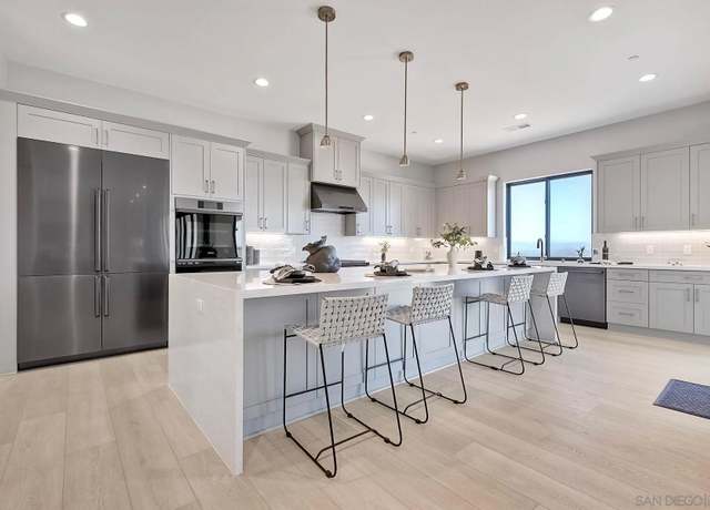 Property at 1648 Calle Catalina, Escondido, CA 92029, 5 beds, 4.5 baths