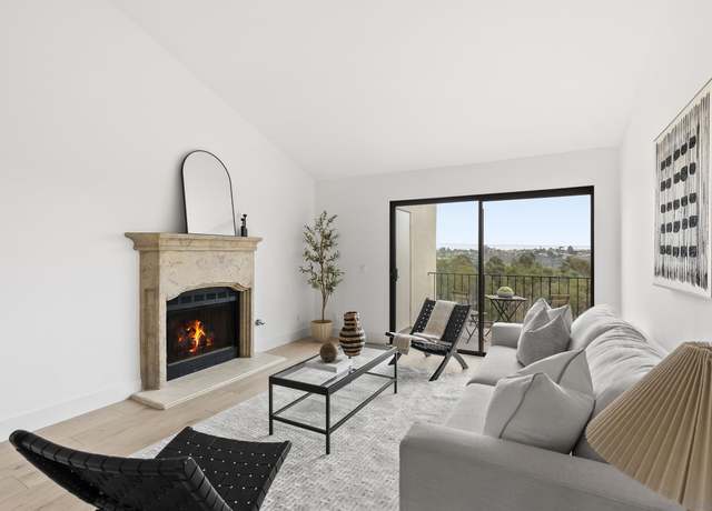 Property at 3133 Vista Rica, Carlsbad, CA 92009, 2 beds, 2 baths