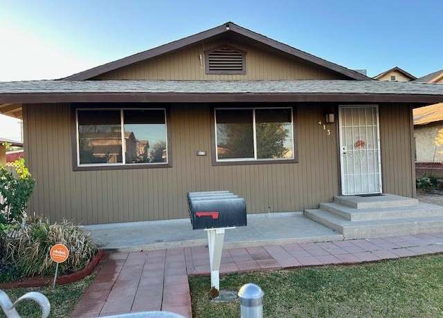 Property at 413 Giles Ave, Calexico, CA 92231, 5 beds, 4 baths