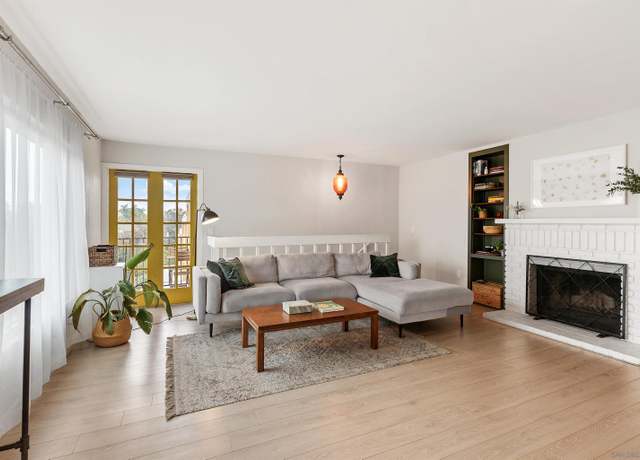Property at 4212 Maryland St #1, San Diego, CA 92103, 2 beds, 2 baths