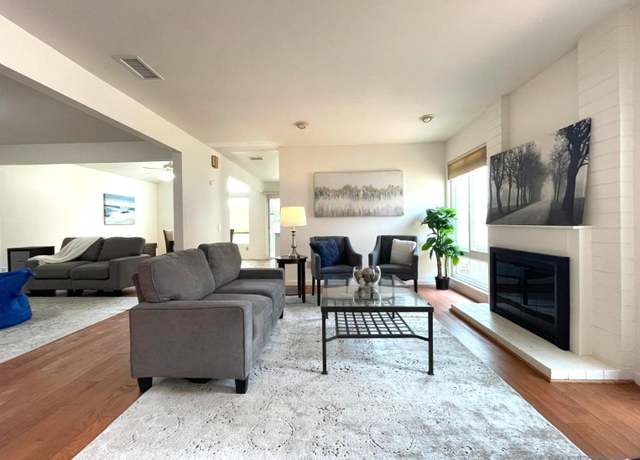Property at 817 Caminito Del Reposo, Carlsbad, CA 92011, 2 beds, 2 baths