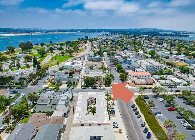Property at 1703 La Playa Ave Unit B, San Diego, CA 92109, 3 beds, 2.5 baths
