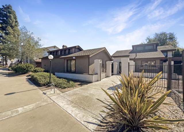 Property at 1677 Melrose Ave, Chula Vista, CA 91911, 2 beds, 2 baths