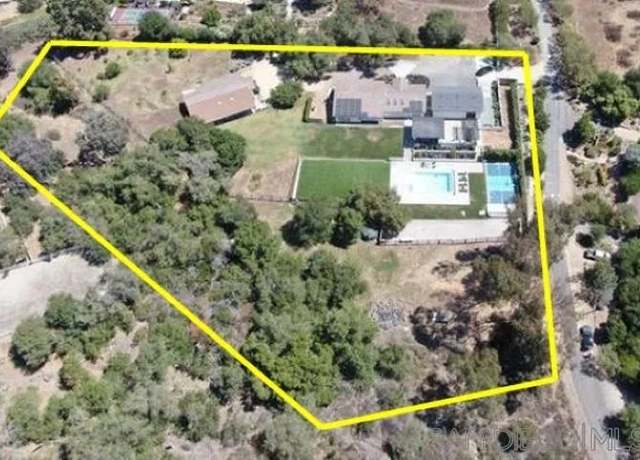 Property at 19660 Elfin Gln, Escondido, CA 92029, 5 beds, 5.5 baths
