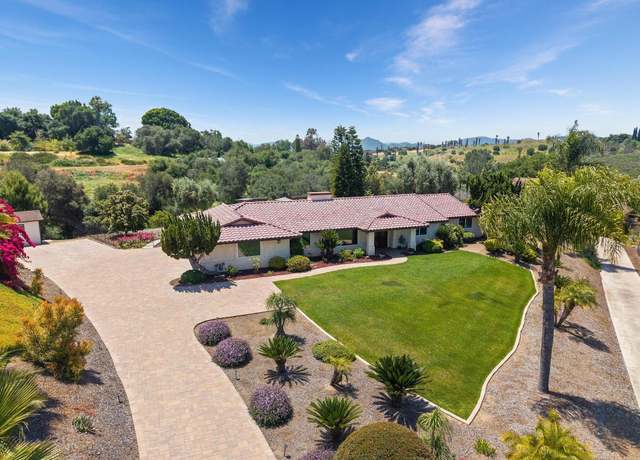 Property at 1009 Summit Trl, Escondido, CA 92025, 3 beds, 2 baths