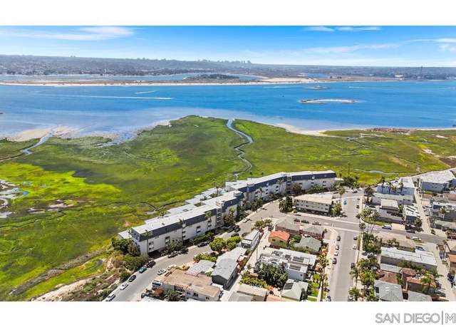 Property at 4007 Crown Point Dr Unit V15, San Diego, CA 92109, 2 beds, 2 baths