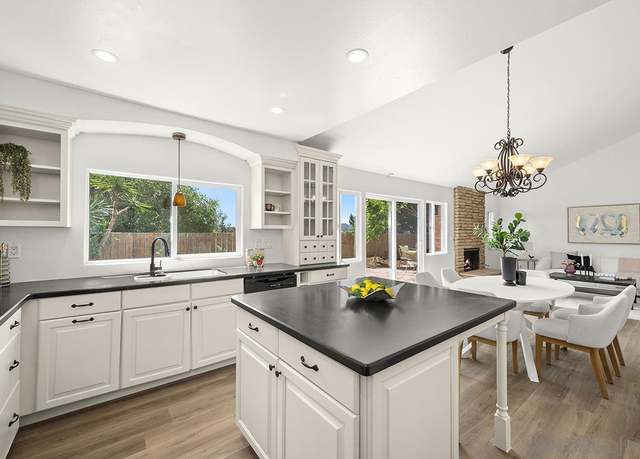 Property at 6524 Calgary Ct, San Diego, CA 92122, 3 beds, 2 baths