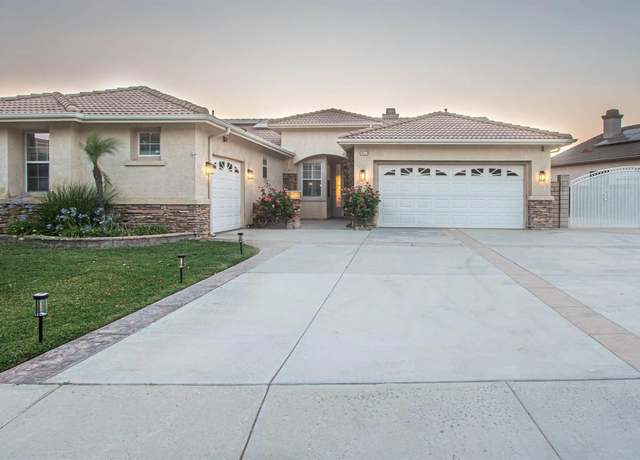 Property at 28371 Evening Star Dr, Menifee, CA 92585, 4 beds, 2 baths