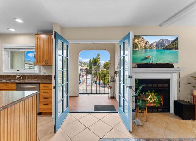 Property at 3111 Ingelow St Unit C, San Diego, CA 92106, 2 beds, 2 baths