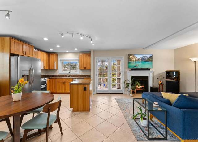 Property at 3111 Ingelow St Unit C, San Diego, CA 92106, 2 beds, 2 baths
