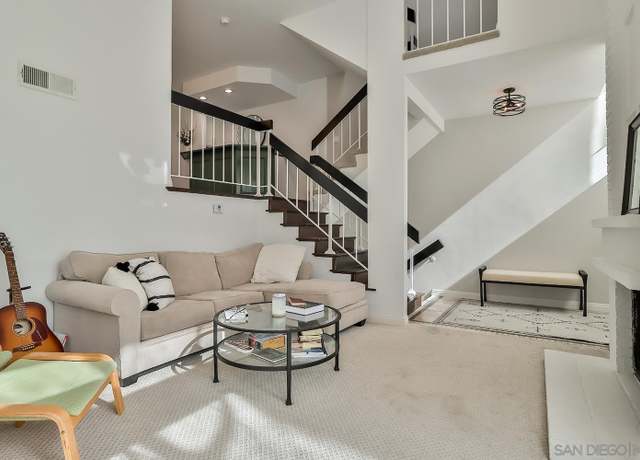 Property at 26322 W Plata Ln, Calabasas, CA 91302, 3 beds, 2.5 baths