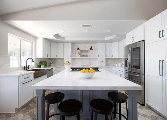 Property at 23637 Barrego Way, Ramona, CA 92065, 5 beds, 2 baths