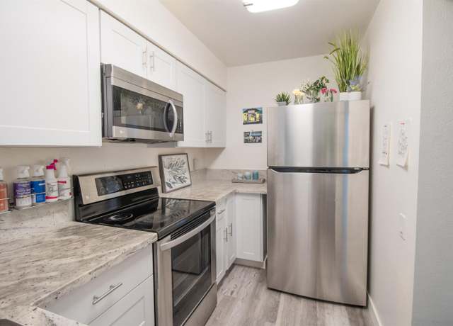 Property at 1337 Camanito Gabaldon Unit H, San Diego, CA 92108, 1 bath