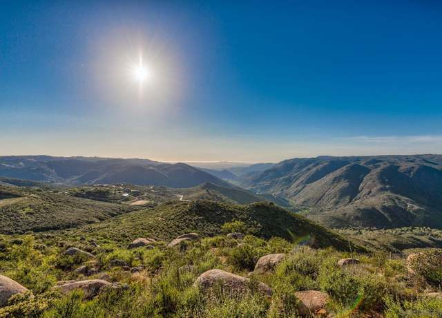 Property at 20385 Rancho Villa Rd, Ramona, CA 92065, 4 beds, 4 baths
