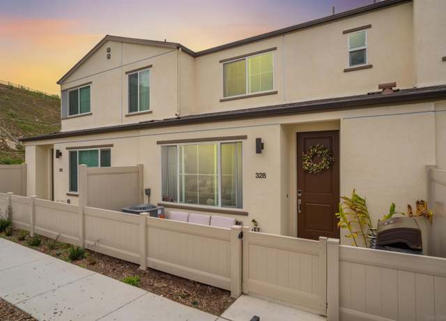 Property at 328 Satsuma Trl, Fallbrook, CA 92028, 3 beds, 2.5 baths