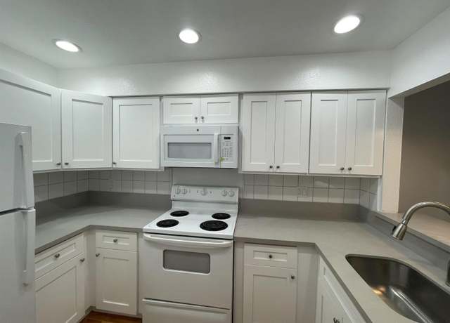 Property at 8043 Caminito De Pizza Unit G, San Diego, CA 92108, 1 bath