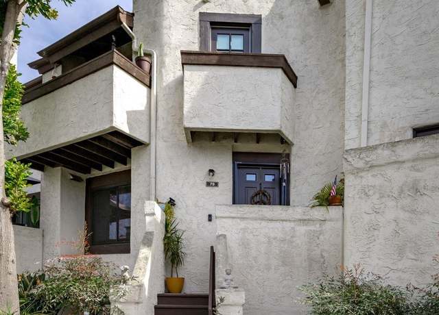 Property at 2298 Caminito Pajarito #79, San Diego, CA 92107, 2 beds, 2.5 baths