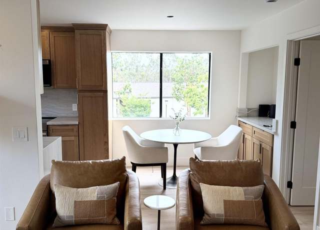 Property at 9869 Caminito Marlock #19, San Diego, CA 92122, 1 bed, 1 bath