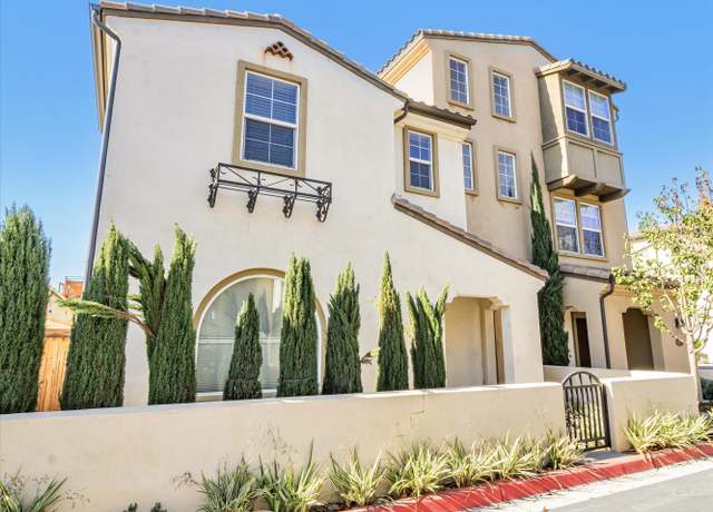 Property at 646 S Gladys Ave Unit A, Los Angeles, CA 91776, 4 beds, 3.5 baths