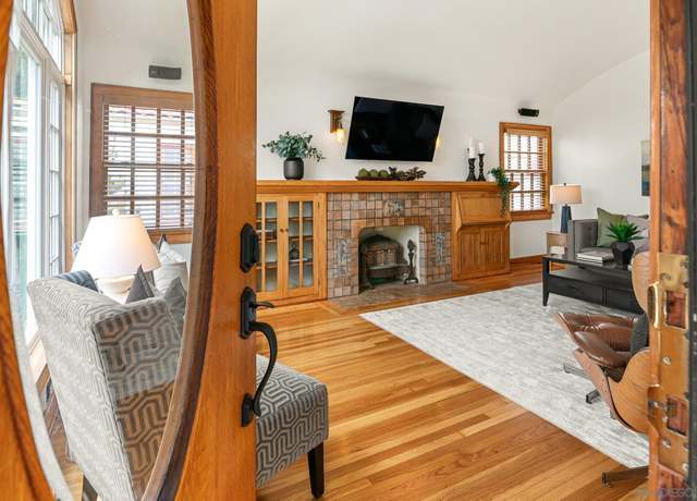 Property at 4605-4607 Terrace Dr, San Diego, CA 92116, 4 beds, 2.5 baths